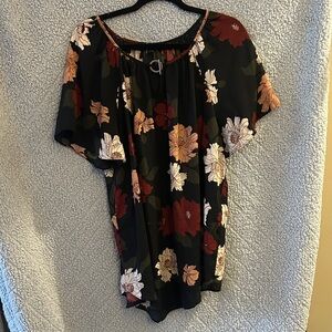 Sami & Jo Black Floral Flutter-Sleeve Blouse with Burgundy & Cream Flowers